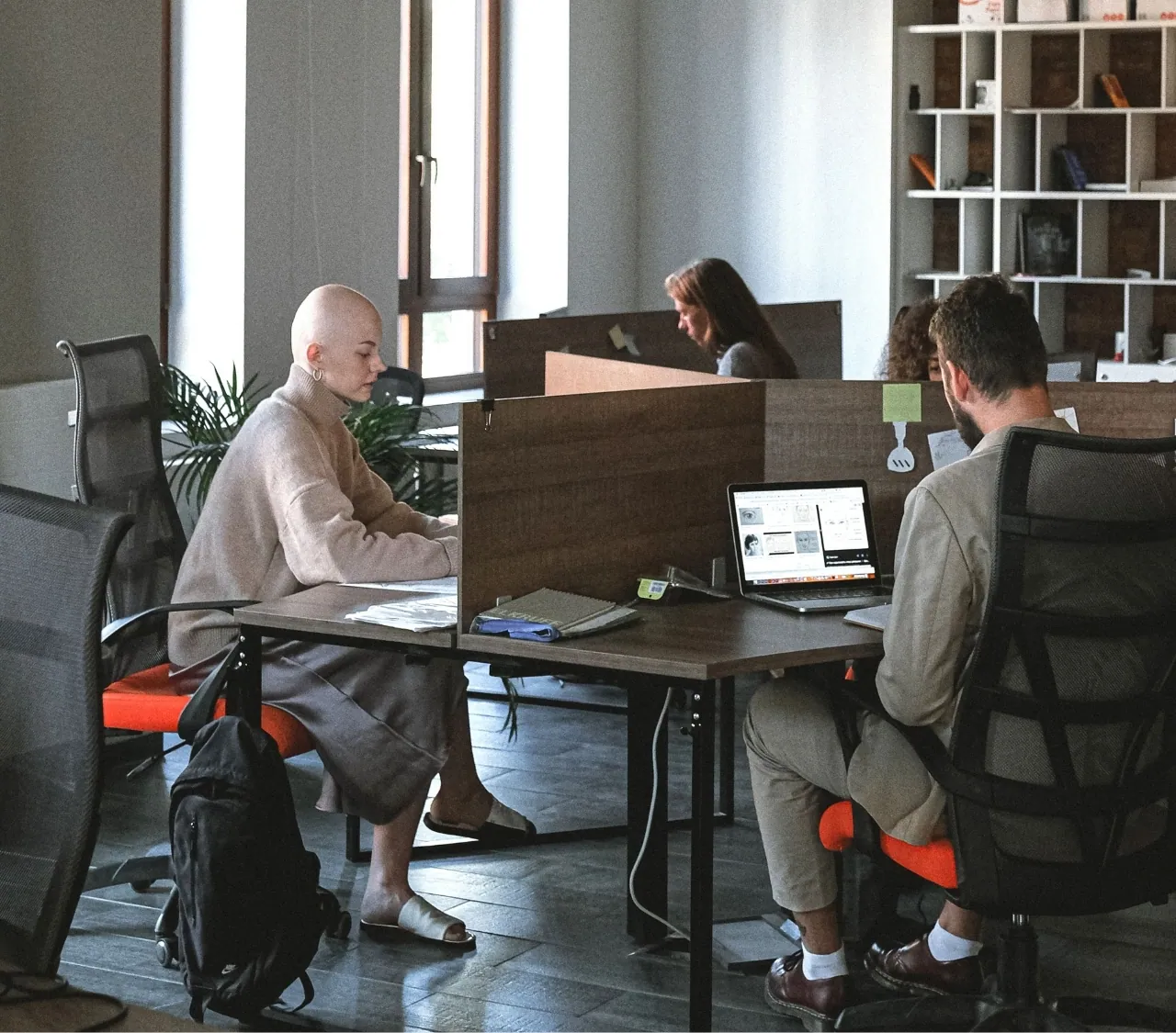 Shared desk in a flexible office environment