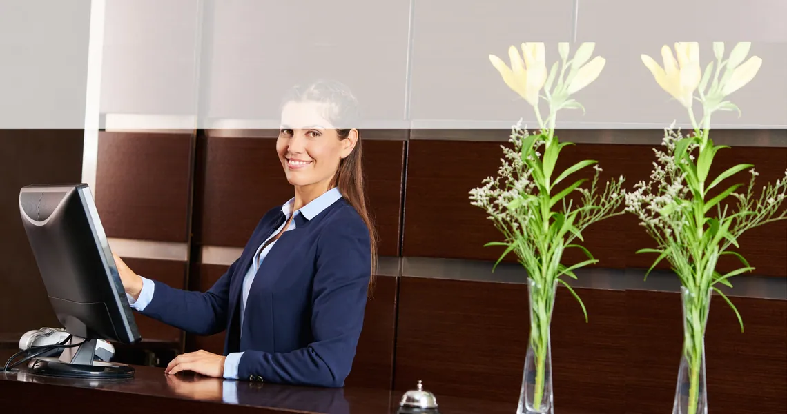 Illustration for the article “How to choose visitor management software: a comparison”