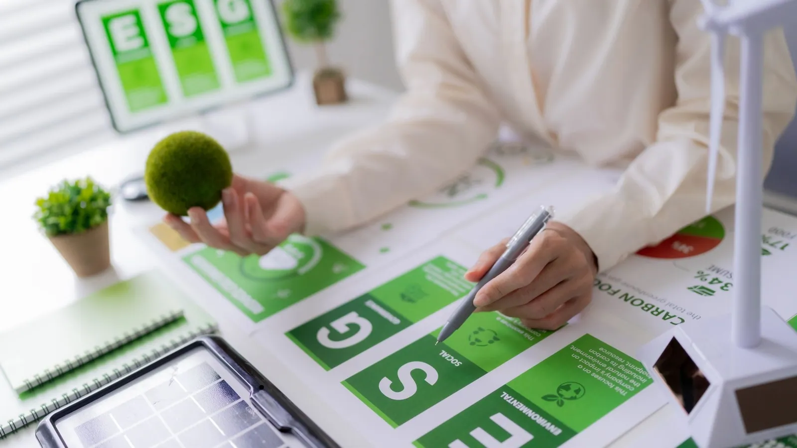 Illustration de l’article « ESG et gestion des espaces de travail : le guide prestataires »
