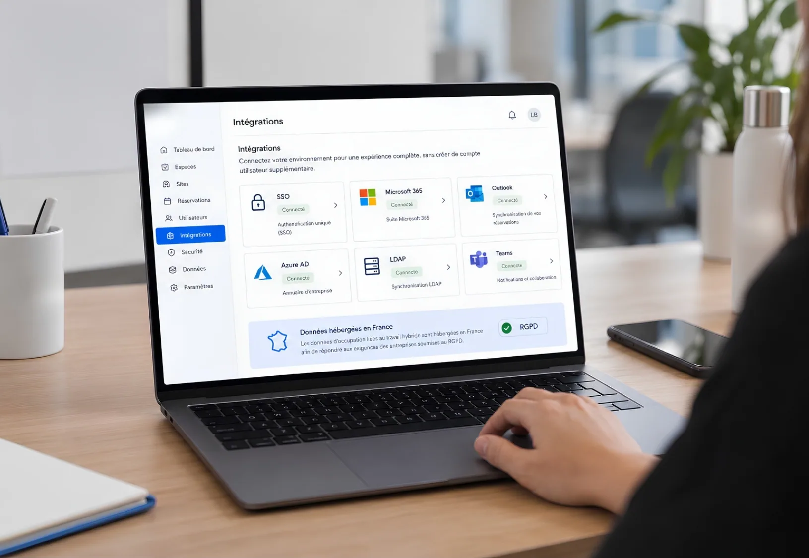 Space management interface connected to Microsoft 365, Outlook, Teams, Azure AD, LDAP and SSO, with data hosted in France.